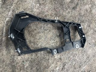 bontott VW TOUAREG Bal Fényszóró Tartó