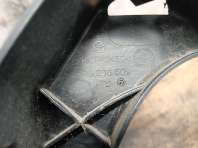 bontott VW TOUAREG Bal Fényszóró Tartó