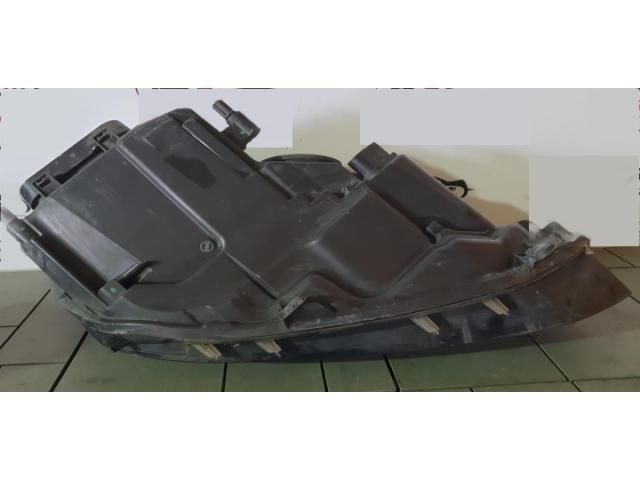 bontott VW TOUAREG Bal Fényszóró