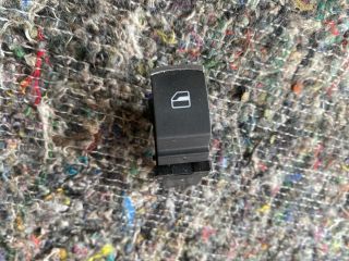 bontott VW TOUAREG Bal hátsó Ablakemelő Kapcsoló