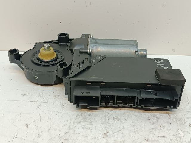 bontott VW TOUAREG Bal hátsó Ablakemelő Motor