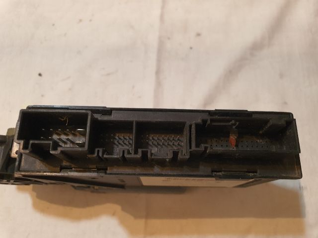 bontott VW TOUAREG Bal hátsó Ablakemelő Motor