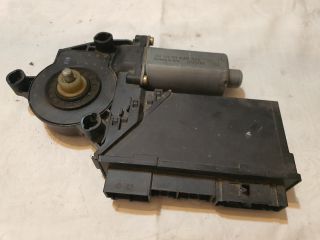 bontott VW TOUAREG Bal hátsó Ablakemelő Motor