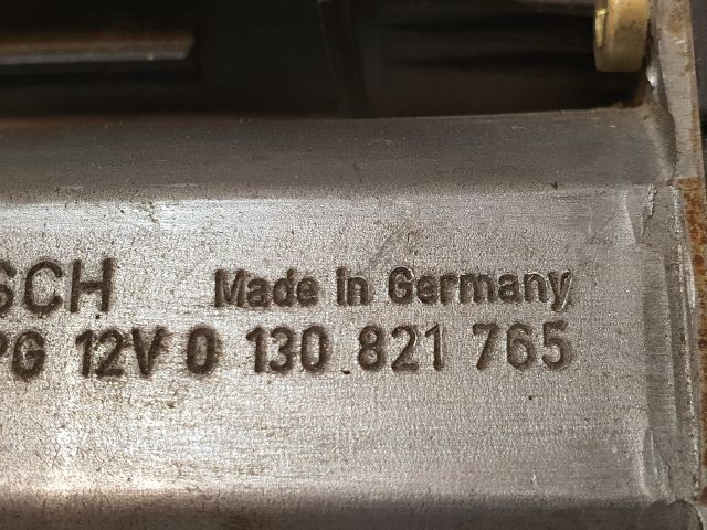 bontott VW TOUAREG Bal hátsó Ablakemelő Motor