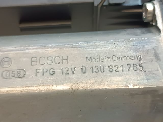 bontott VW TOUAREG Bal hátsó Ablakemelő Motor