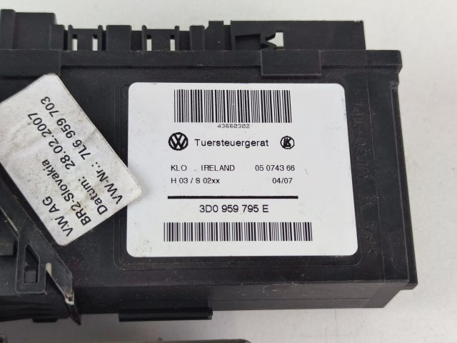 bontott VW TOUAREG Bal hátsó Ablakemelő Motor