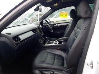 bontott VW TOUAREG Bal hátsó Ablakemelő Szerkezet (Elektromos)