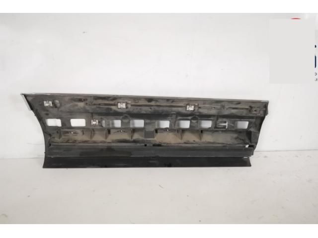 bontott VW TOUAREG Bal hátsó Ajtó Díszléc