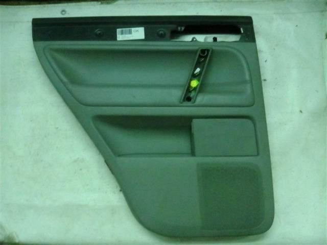 bontott VW TOUAREG Bal hátsó Ajtó Kárpit