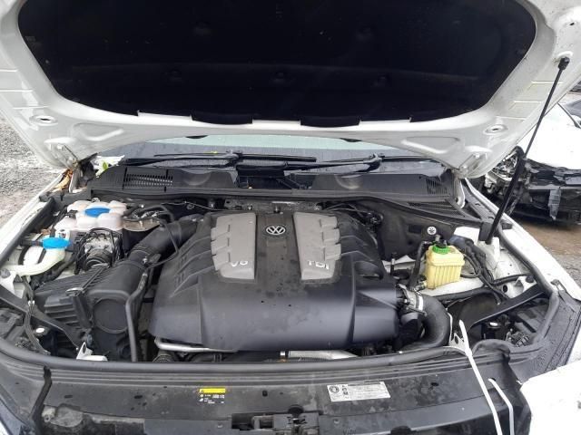 bontott VW TOUAREG Bal hátsó Ajtó (Üres lemez)