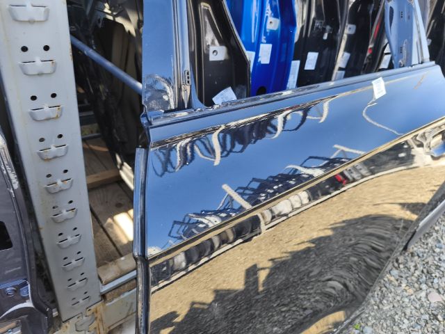 bontott VW TOUAREG Bal hátsó Ajtó (Üres lemez)