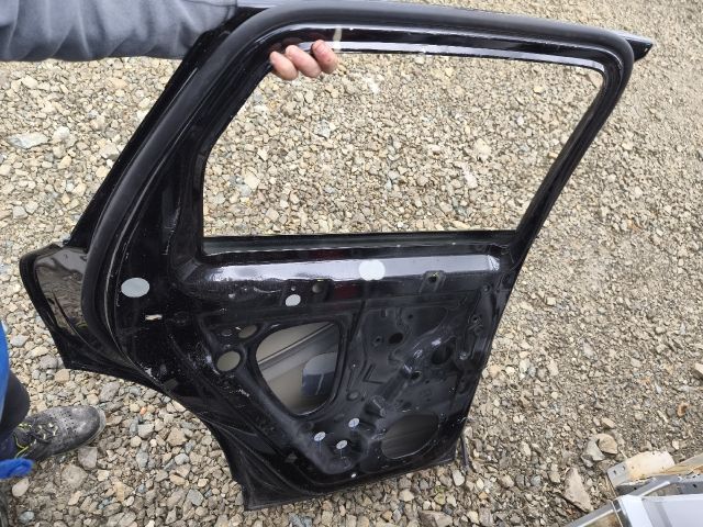 bontott VW TOUAREG Bal hátsó Ajtó (Üres lemez)