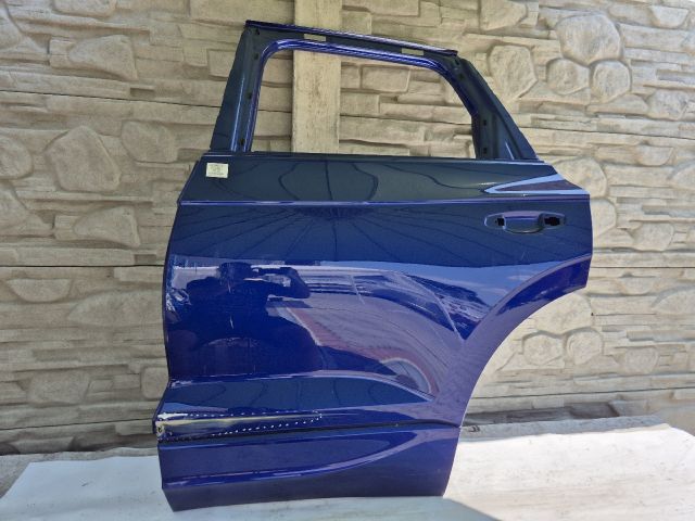 bontott VW TOUAREG Bal hátsó Ajtó (Üres lemez)