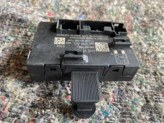 bontott VW TOUAREG Bal hátsó Ajtó Vezérlőegység