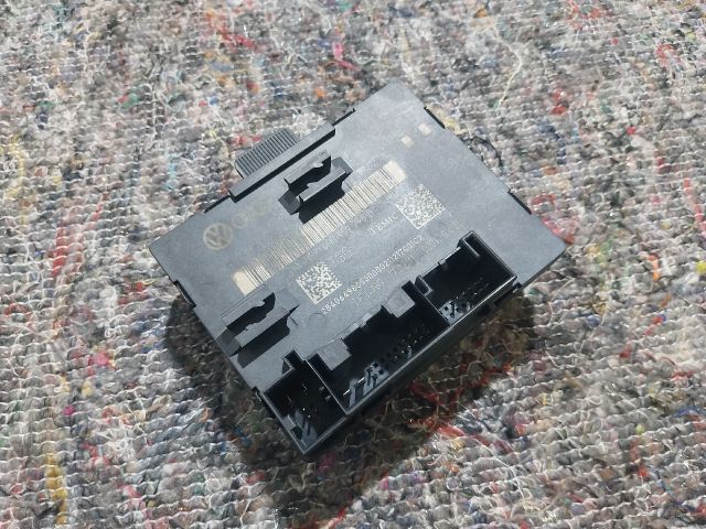 bontott VW TOUAREG Bal hátsó Ajtó Vezérlőegység