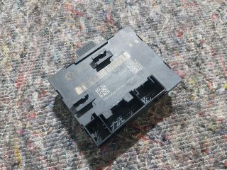 bontott VW TOUAREG Bal hátsó Ajtó Vezérlőegység