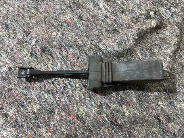 bontott VW TOUAREG Bal hátsó Ajtóhatároló