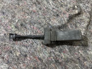 bontott VW TOUAREG Bal hátsó Ajtóhatároló