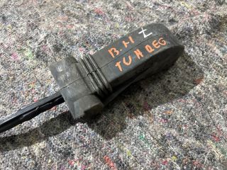 bontott VW TOUAREG Bal hátsó Ajtóhatároló