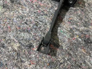 bontott VW TOUAREG Bal hátsó Ajtóhatároló