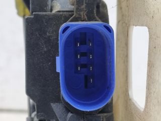 bontott VW TOUAREG Bal hátsó Ajtózár