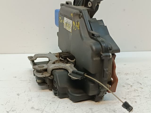 bontott VW TOUAREG Bal hátsó Ajtózár