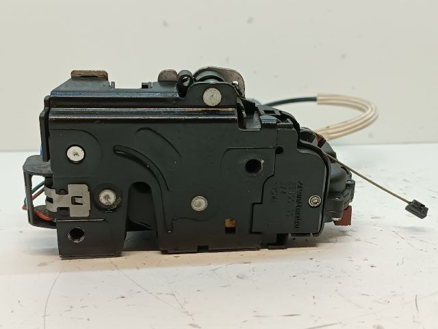 bontott VW TOUAREG Bal hátsó Ajtózár