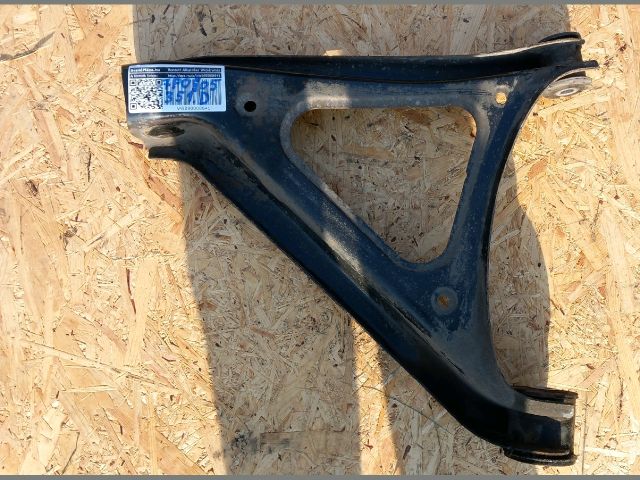 bontott VW TOUAREG Bal hátsó Alsó Lengőkar