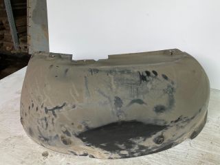 bontott VW TOUAREG Bal hátsó Dobbetét (Kerékjárati, Műanyag)