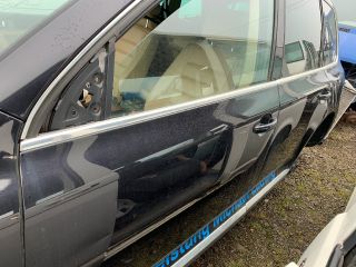 bontott VW TOUAREG Bal hátsó Dobbetét (Kerékjárati, Műanyag)