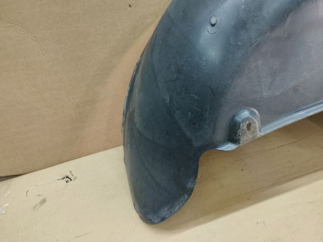 bontott VW TOUAREG Bal hátsó Dobbetét (Kerékjárati, Műanyag)