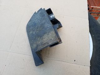 bontott VW TOUAREG Bal hátsó Dobbetét (Kerékjárati, Műanyag)