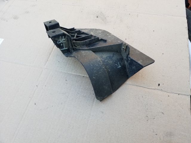 bontott VW TOUAREG Bal hátsó Dobbetét (Kerékjárati, Műanyag)