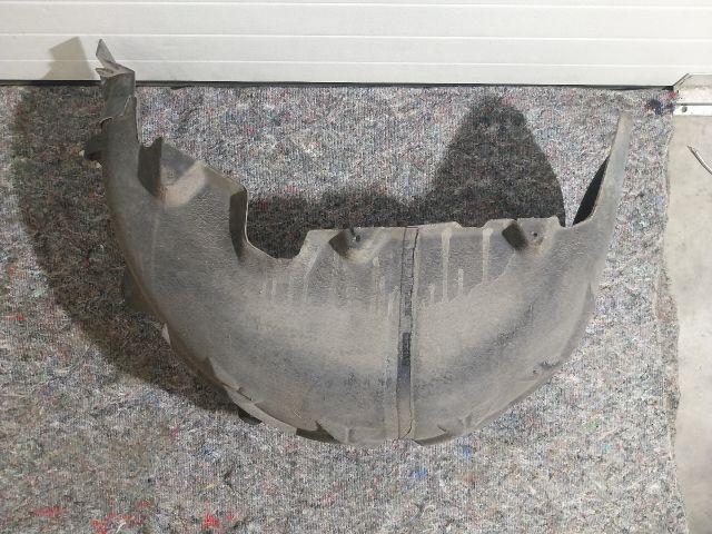 bontott VW TOUAREG Bal hátsó Hátsó Dobbetét (Kerékjárati, Műanyag)