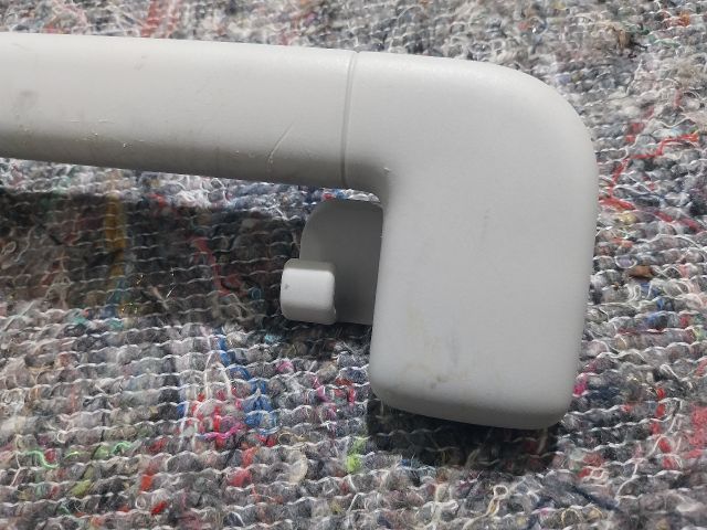 bontott VW TOUAREG Bal hátsó Kapaszkodó (Felső)