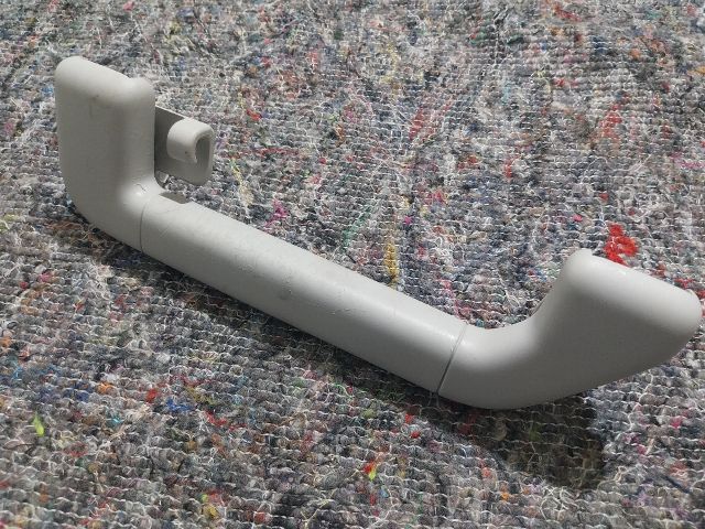 bontott VW TOUAREG Bal hátsó Kapaszkodó (Felső)