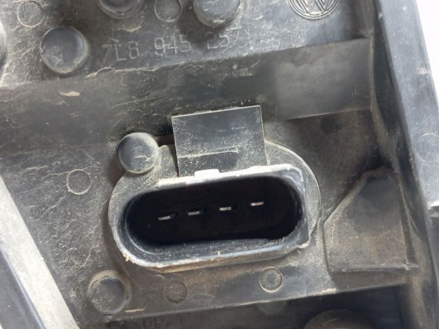 bontott VW TOUAREG Bal Hátsó Lámpa Foglalat