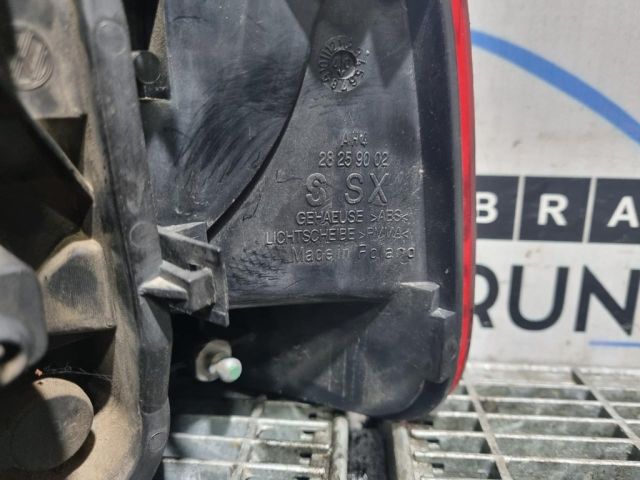 bontott VW TOUAREG Bal Hátsó Lámpa