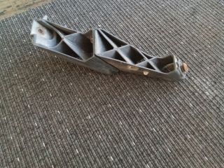 bontott VW TOUAREG Bal hátsó Lökhárító Tartó (Műanyag)