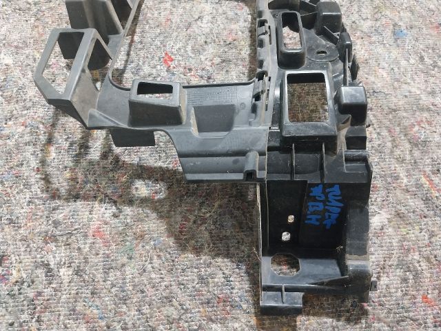 bontott VW TOUAREG Bal hátsó Oldal Lökhárító Tartó (Műanyag)