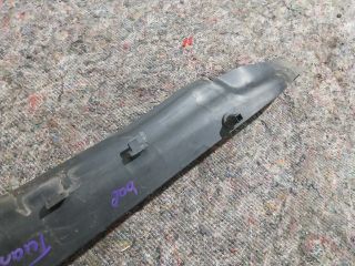 bontott VW TOUAREG Bal hátsó Sárvédő Gumi