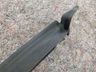 bontott VW TOUAREG Bal hátsó Sárvédő Gumi