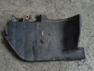 bontott VW TOUAREG Bal hátsó Sárvédő Gumi