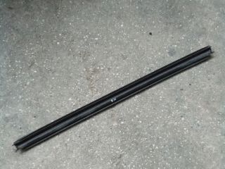 bontott VW TOUAREG Bal hátsó Vízlehúzó Gumicsík