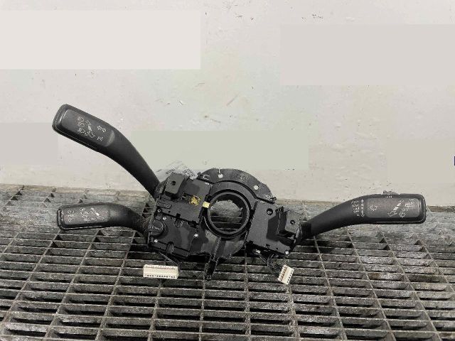 bontott VW TOUAREG Bal Kormánykapcsoló Irányjelző