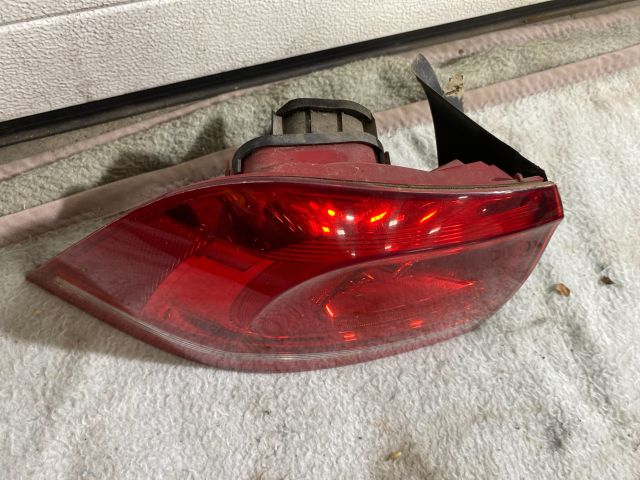 bontott VW TOUAREG Bal Külső Hátsó Lámpa