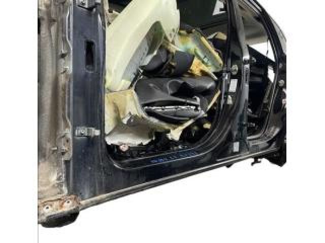 bontott VW TOUAREG Bal Küszöb