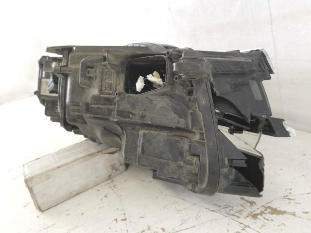 bontott VW TOUAREG Bal Ledes Fényszóró