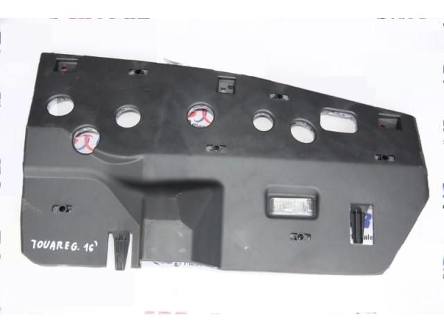 bontott VW TOUAREG Bal Műszerfal Díszléc