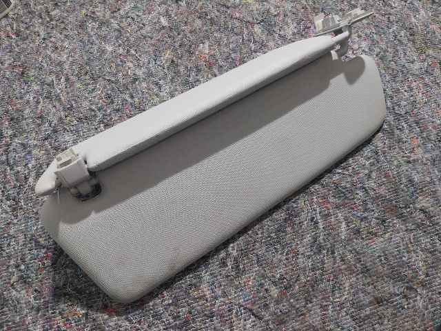 bontott VW TOUAREG Bal Napellenző